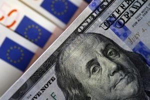 ing-eurodolar-kurunun-102ye-dusmesinden-korkuyor-8q9WjVjU.jpg