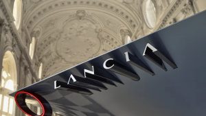 italyan-araba-devi-lancia-3-yeni-elektrikli-arabayla-tekrar-dogacak-V9kueiiU.jpg