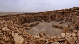 gobekli-zirvenin-kardesi-karahan-zirve-tum-bildiklerimize-meydan-okuyor-ur1F2DH2.jpg