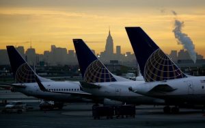 united-airlines-holdings-gelir-raporu-q4-toplam-gelir-beklentileri-asti-uvteZgfC.jpg