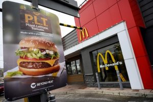 mcdonalds-gelir-raporu-q4-toplam-gelir-beklentileri-asti-cupxJT8g.jpg