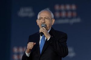 kemal-kilicdaroglu-yuruyusumuz-suruyor-ve-buradayiz-aXxG2ZE3.jpg